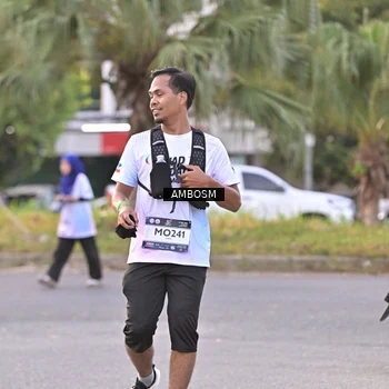 Runner Photo 7702168