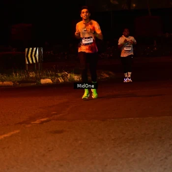 Runner Photo 7702172