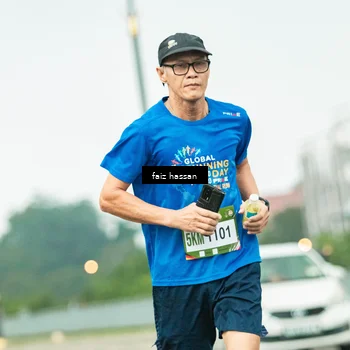 Runner Photo 7702176