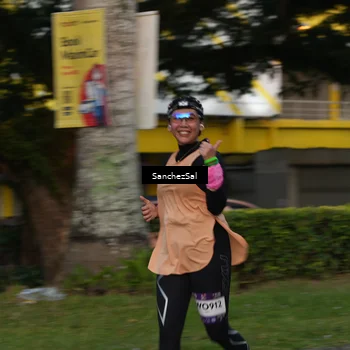 Runner Photo 7702182