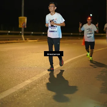 Runner Photo 7702193