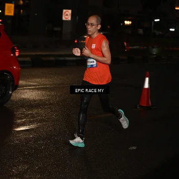 Runner Photo 7702200