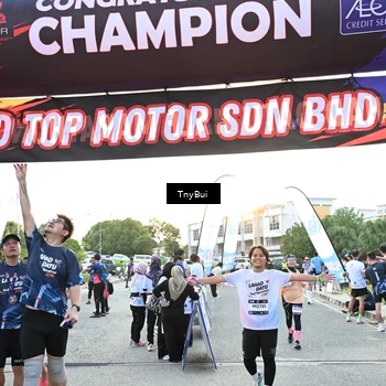 Runner Photo 7702206