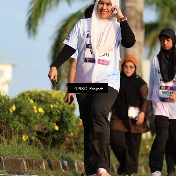Runner Photo 7702211