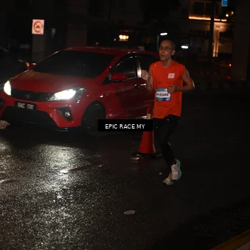 Runner Photo 7702216
