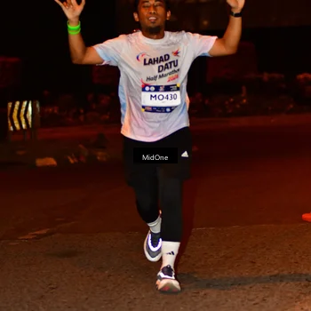 Runner Photo 7702225
