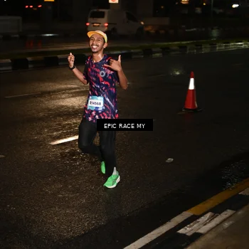 Runner Photo 7702227