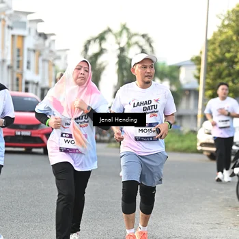 Runner Photo 7702235