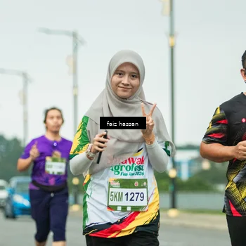 Runner Photo 7702239