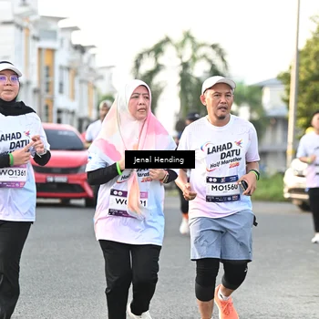 Runner Photo 7702240