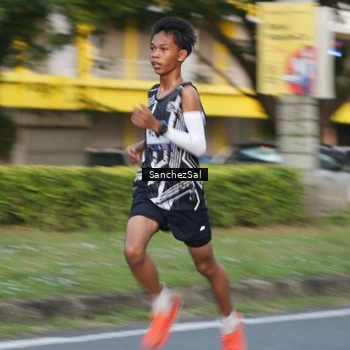 Runner Photo 7702255