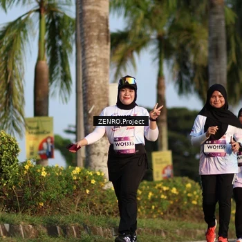 Runner Photo 7702259