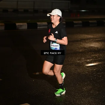 Runner Photo 7702264