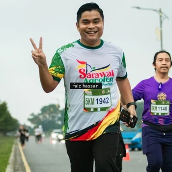 Runner Photo 7702289