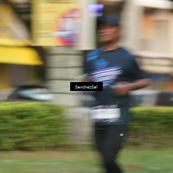 Runner Photo 7702290