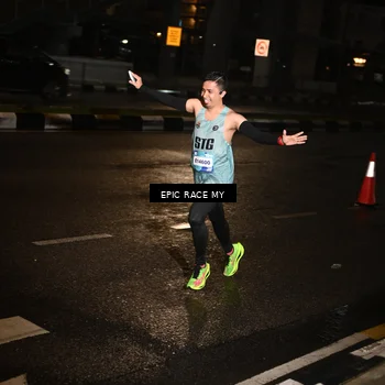 Runner Photo 7702300
