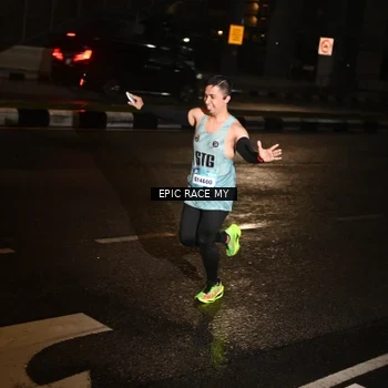Runner Photo 7702305