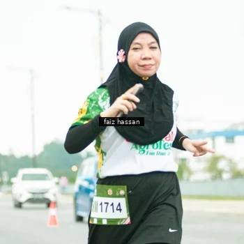 Runner Photo 7702306