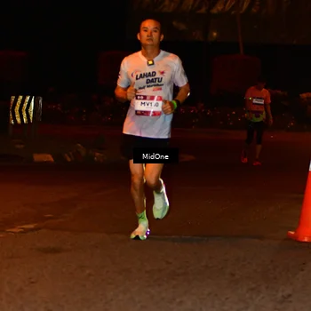 Runner Photo 7702307