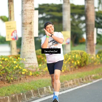Runner Photo 7702343