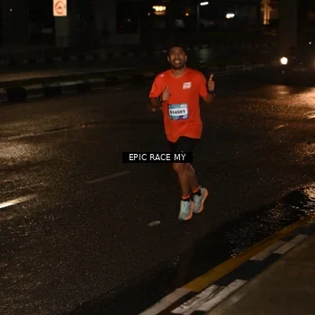 Runner Photo 7702349