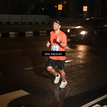 Runner Photo 7702350