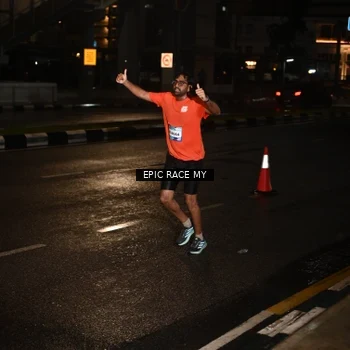 Runner Photo 7702387