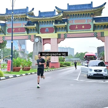 Runner Photo 7702388