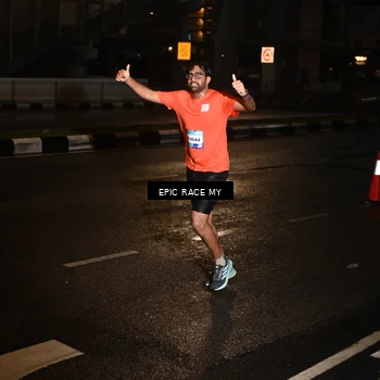 Runner Photo 7702398