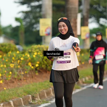 Runner Photo 7702404