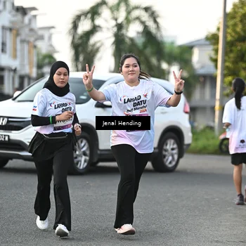 Runner Photo 7702408