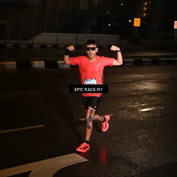 Runner Photo 7702421