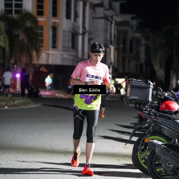 Runner Photo 7702424