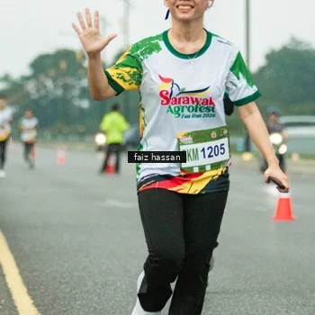 Runner Photo 7702426