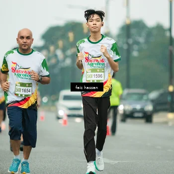 Runner Photo 7702434