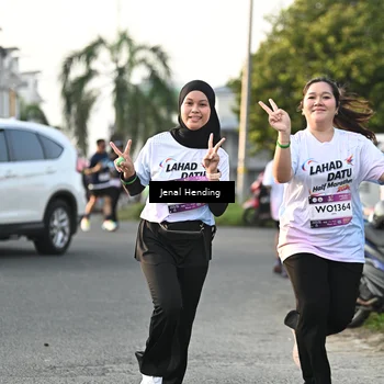 Runner Photo 7702435