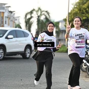 Runner Photo 7702436