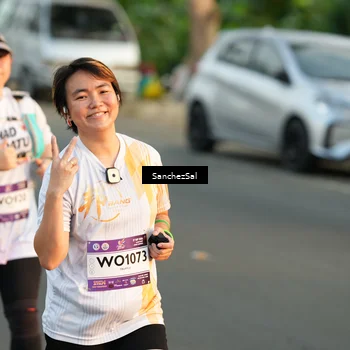 Runner Photo 7702439