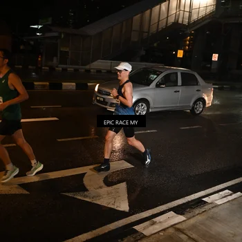 Runner Photo 7702449