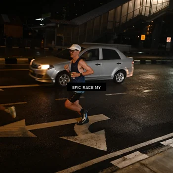 Runner Photo 7702458