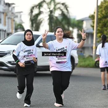 Runner Photo 7702461