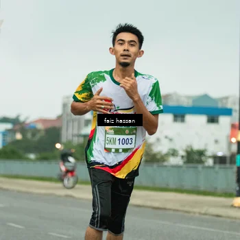 Runner Photo 7702468