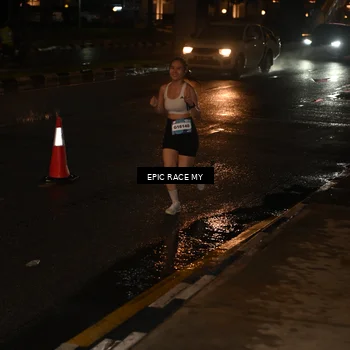 Runner Photo 7702474