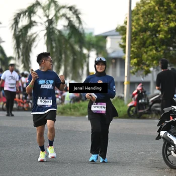 Runner Photo 7702480