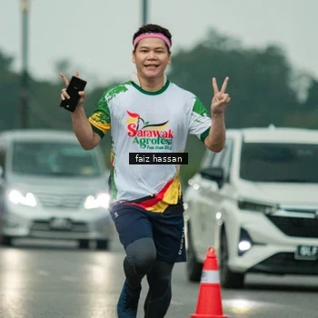Runner Photo 7702484