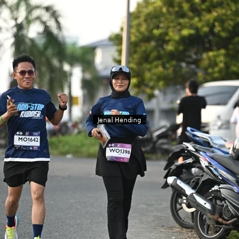 Runner Photo 7702485