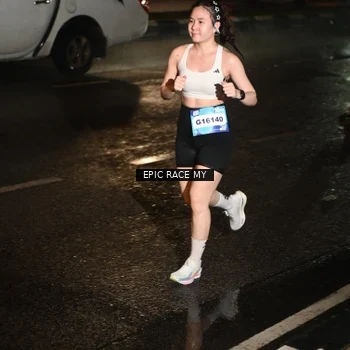 Runner Photo 7702494
