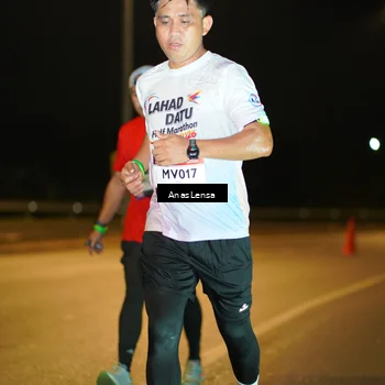 Runner Photo 7702522