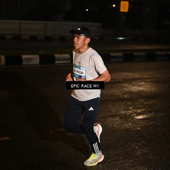 Runner Photo 7702543