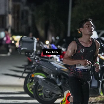 Runner Photo 7702545